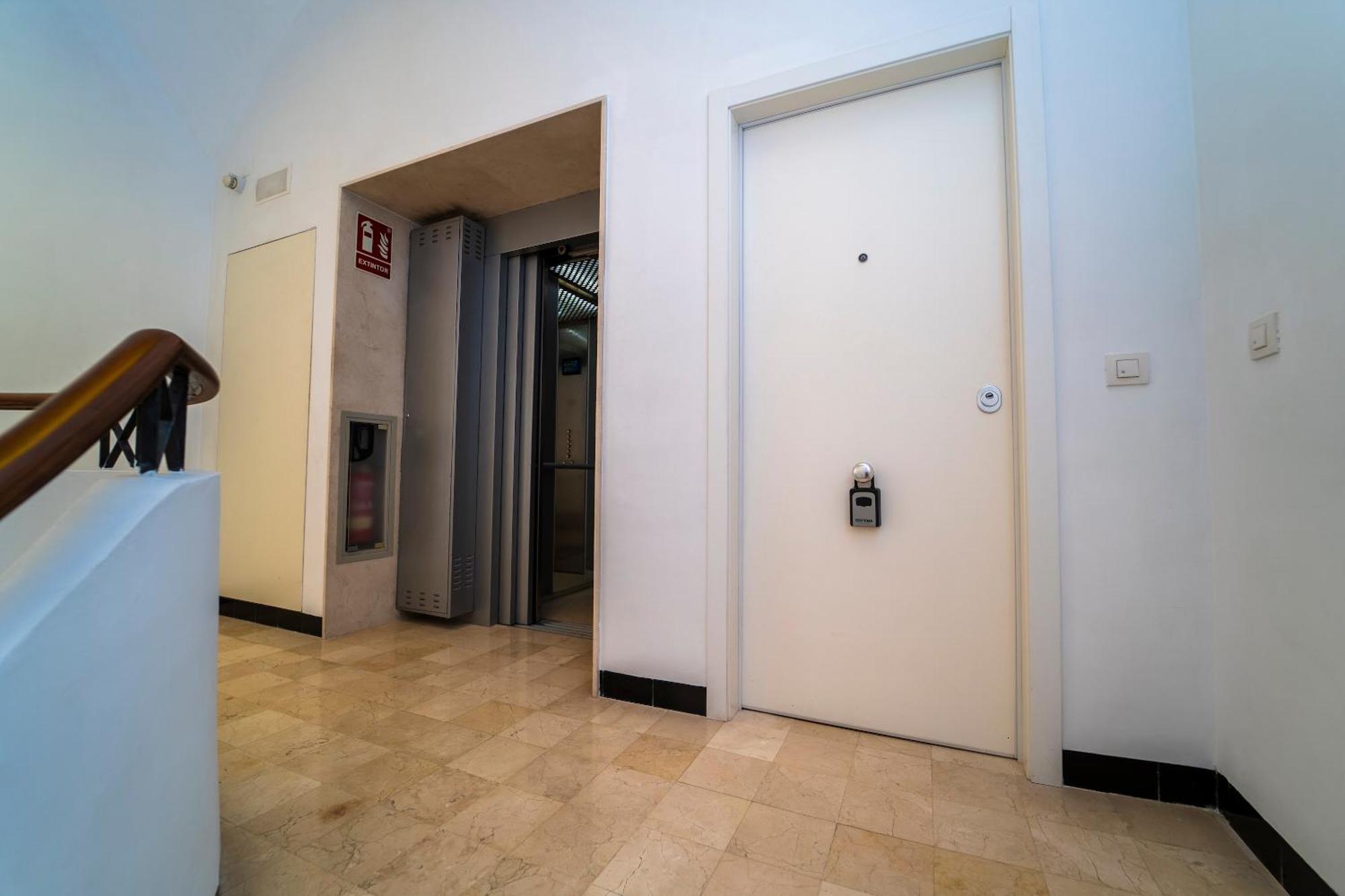 Apartamentos Alicante Centro By Renthas Buitenkant foto
